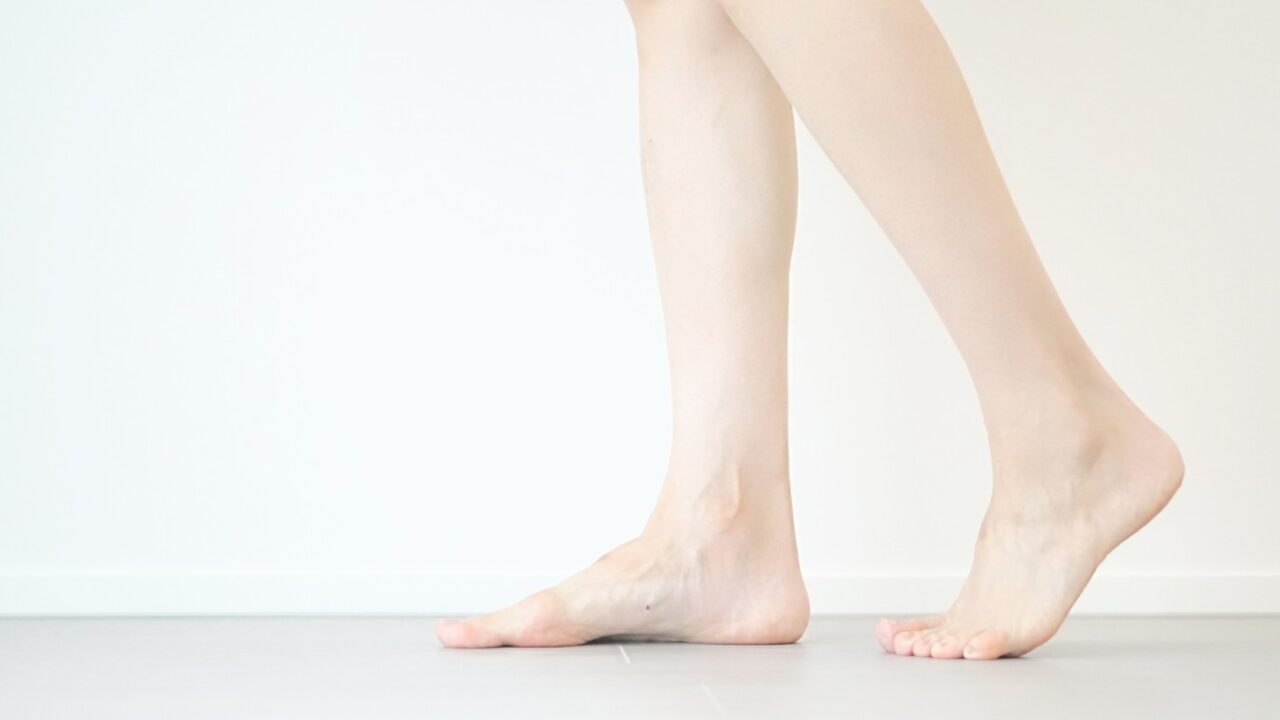 ゆるかかと歩き